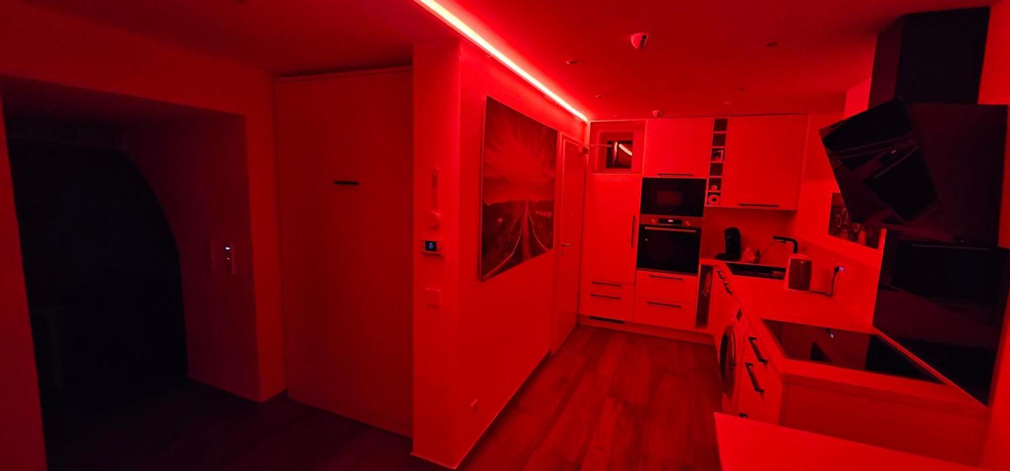 The Modern Cave Lodge Estugarda Exterior foto